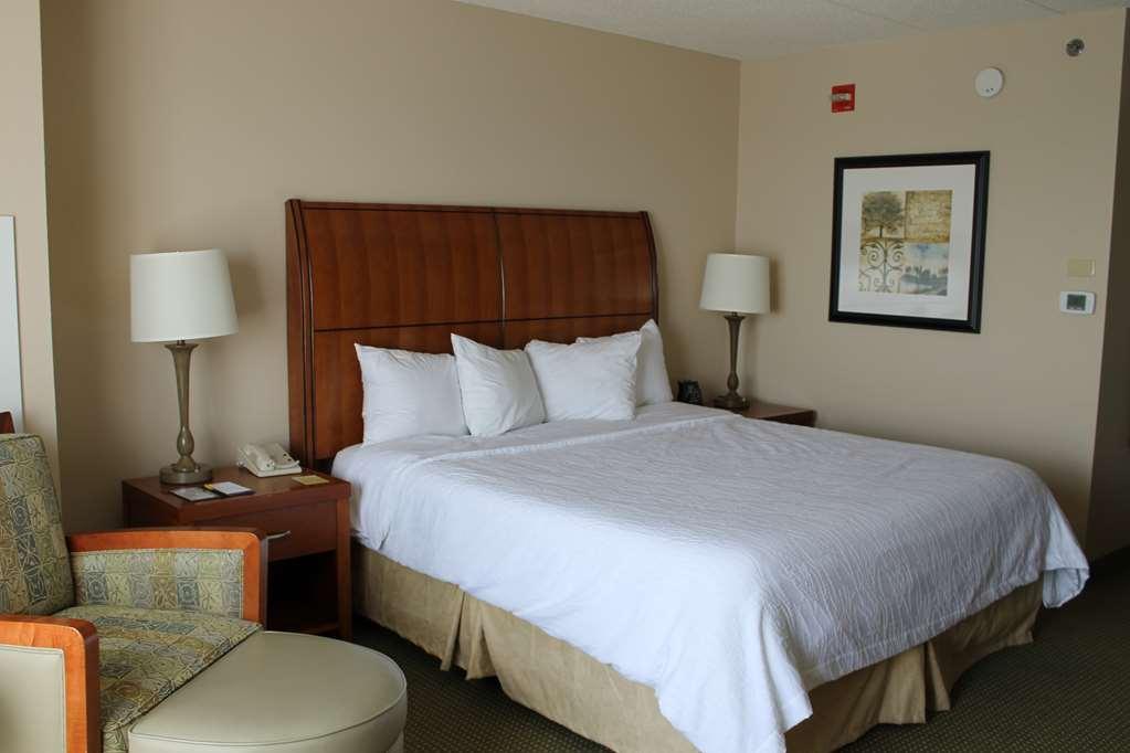 Hilton Garden Inn Addison Quarto foto